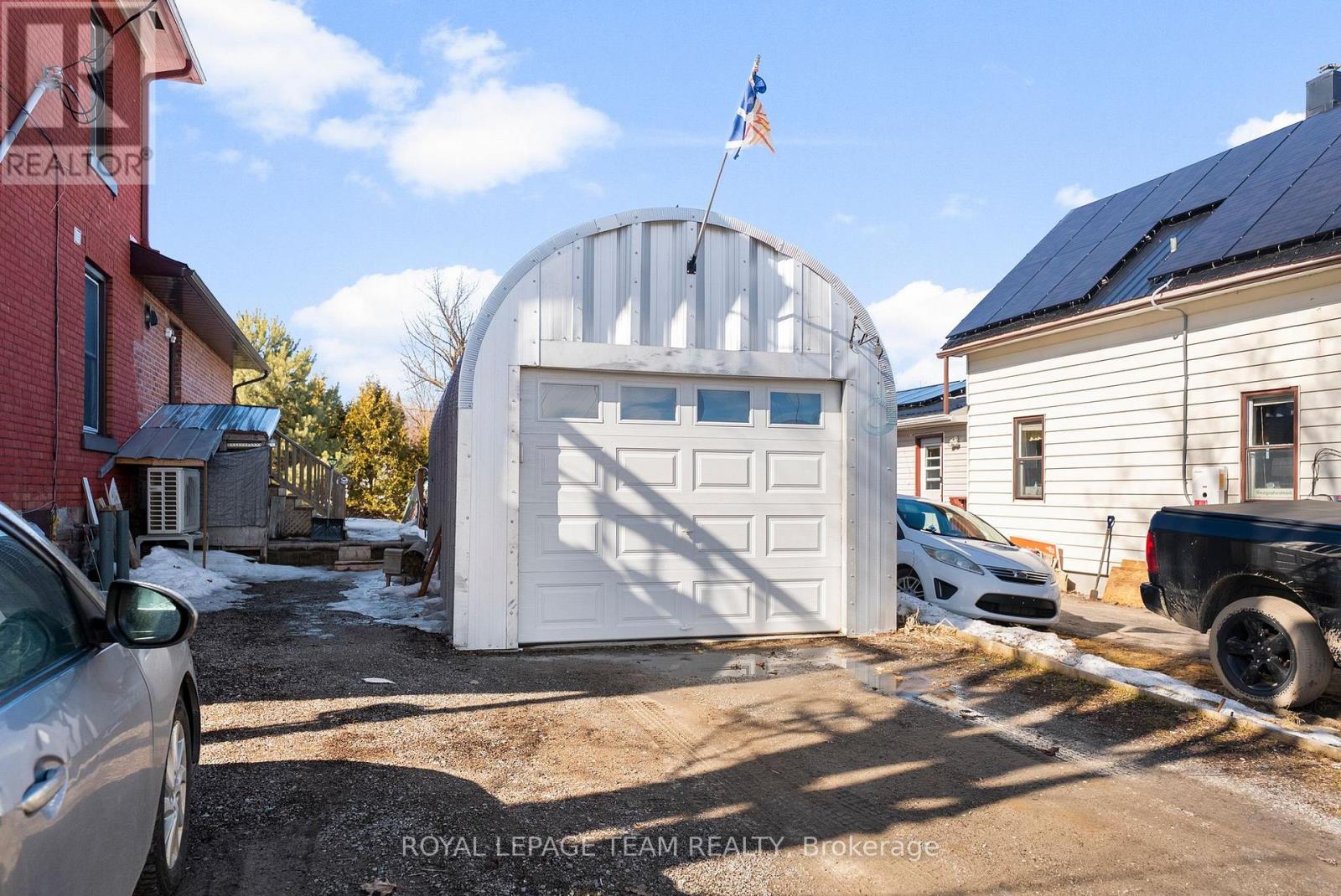 12 Meadow Street, Whitewater Region, Ontario  K0J 1K0 - Photo 7 - X12875104