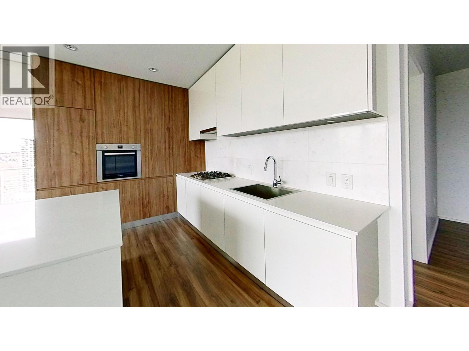 9xx 4650 BRENTWOOD BOULEVARD, Burnaby, British Columbia