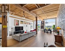 404 - 993 QUEEN STREET W, Toronto, Ontario