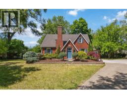 860 LONDON ROAD, Sarnia, Ontario