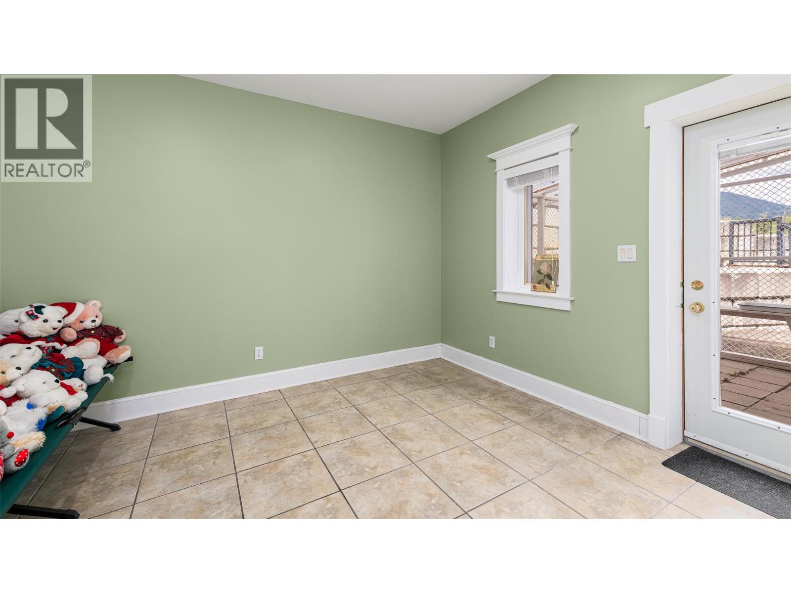 1062 Simmons Road, Creston, British Columbia V0B 1G7 - Photo 34 - 10390748