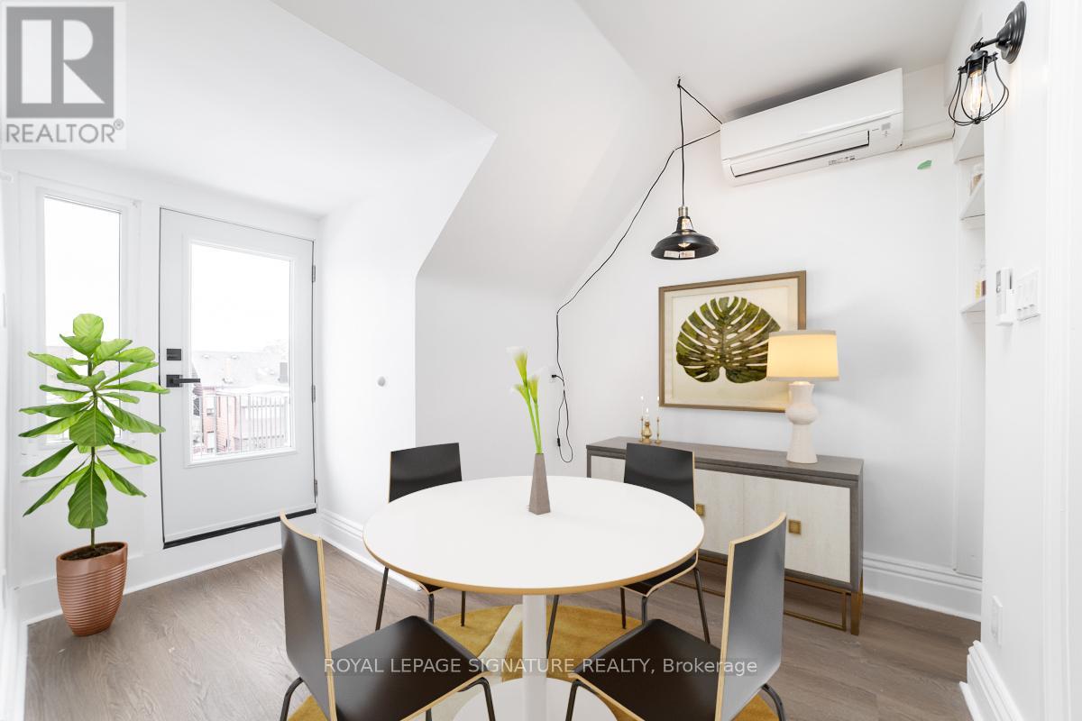 3rd Floor - 28 Beatrice Street, Toronto, Ontario  M6J 2T3 - Photo 3 - C13425646