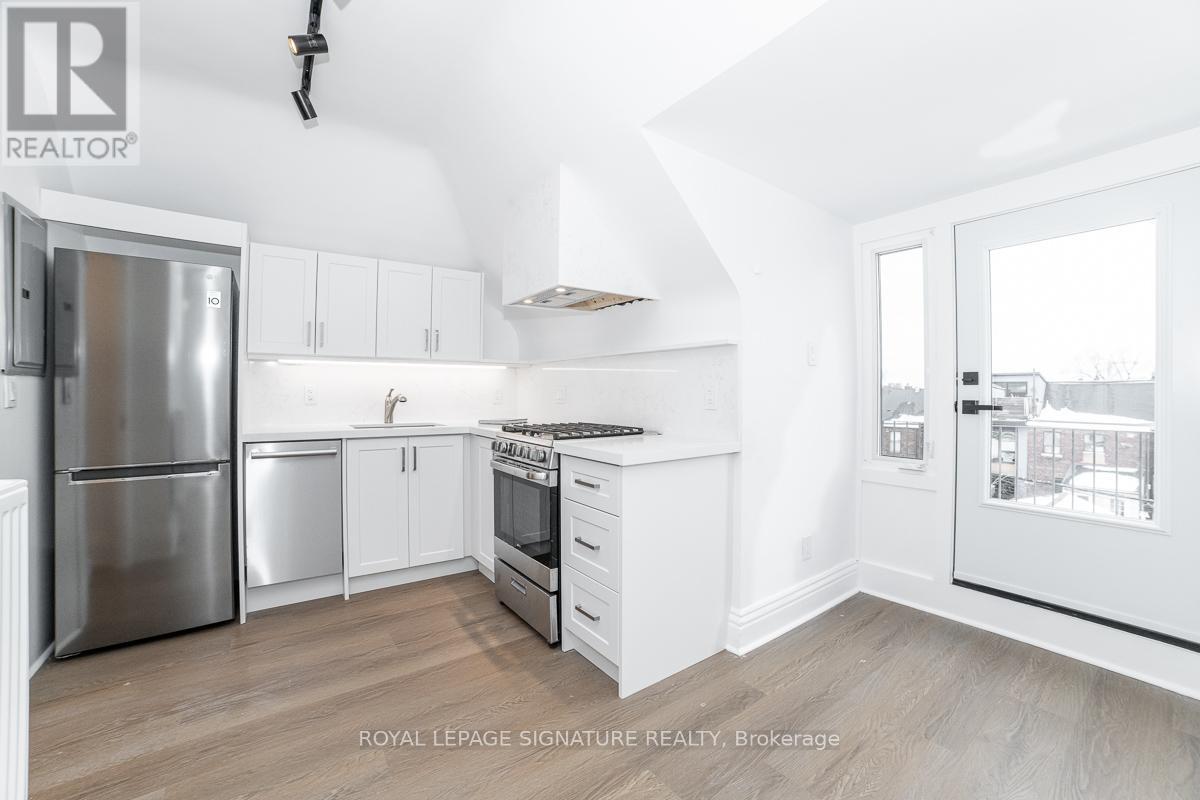 3rd Floor - 28 Beatrice Street, Toronto, Ontario  M6J 2T3 - Photo 4 - C13425646