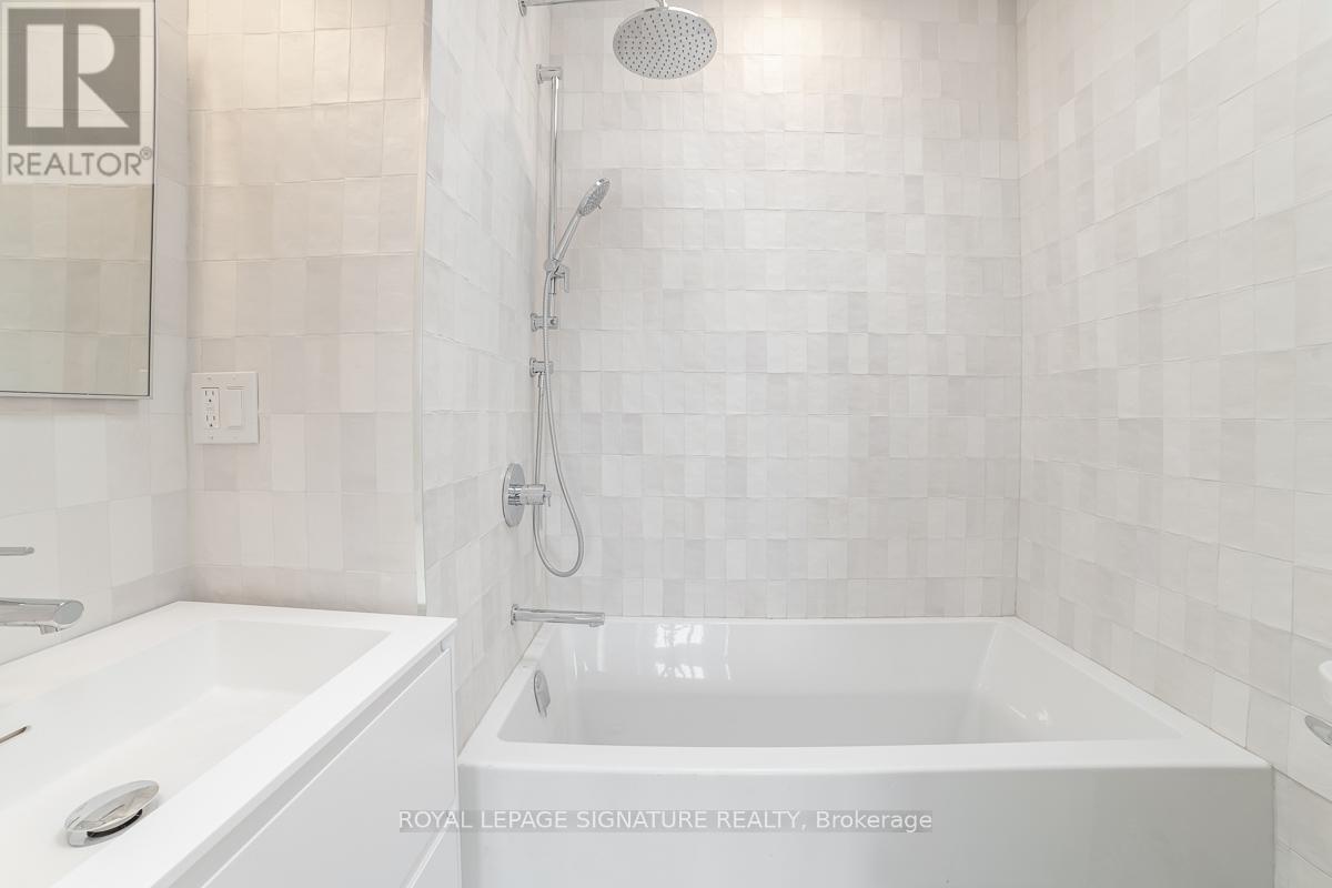 3rd Floor - 28 Beatrice Street, Toronto, Ontario  M6J 2T3 - Photo 7 - C13425646