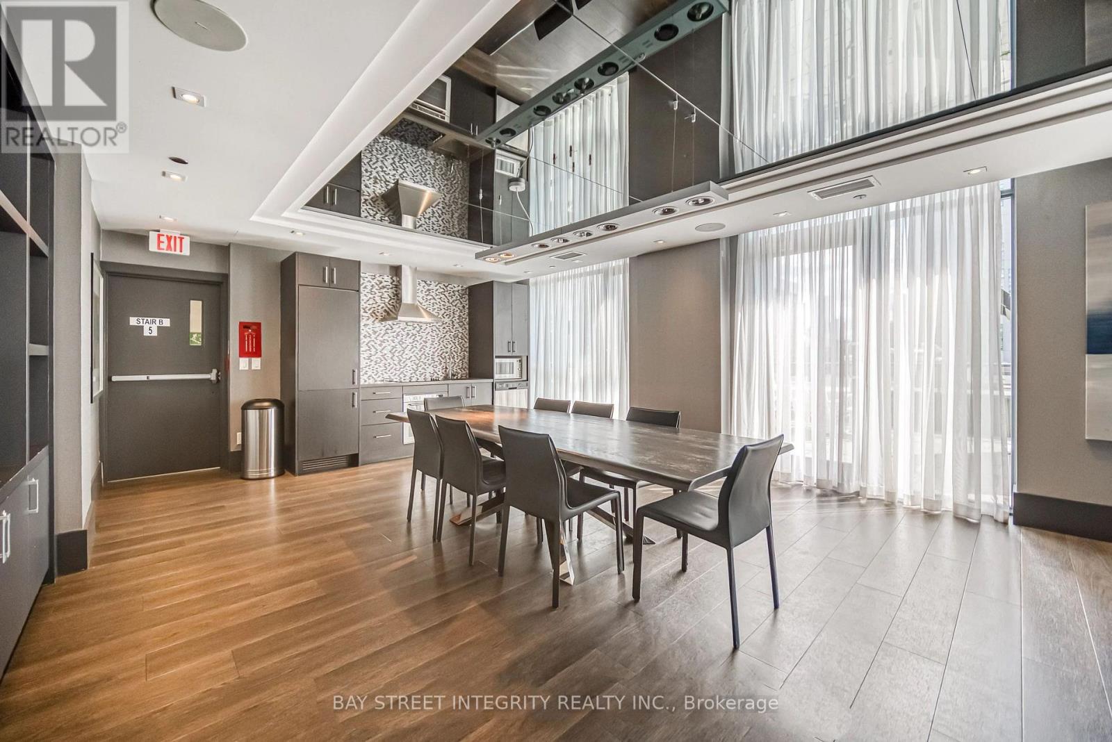 805 - 297 College Street, Toronto, Ontario  M5T 0C2 - Photo 18 - C13425776