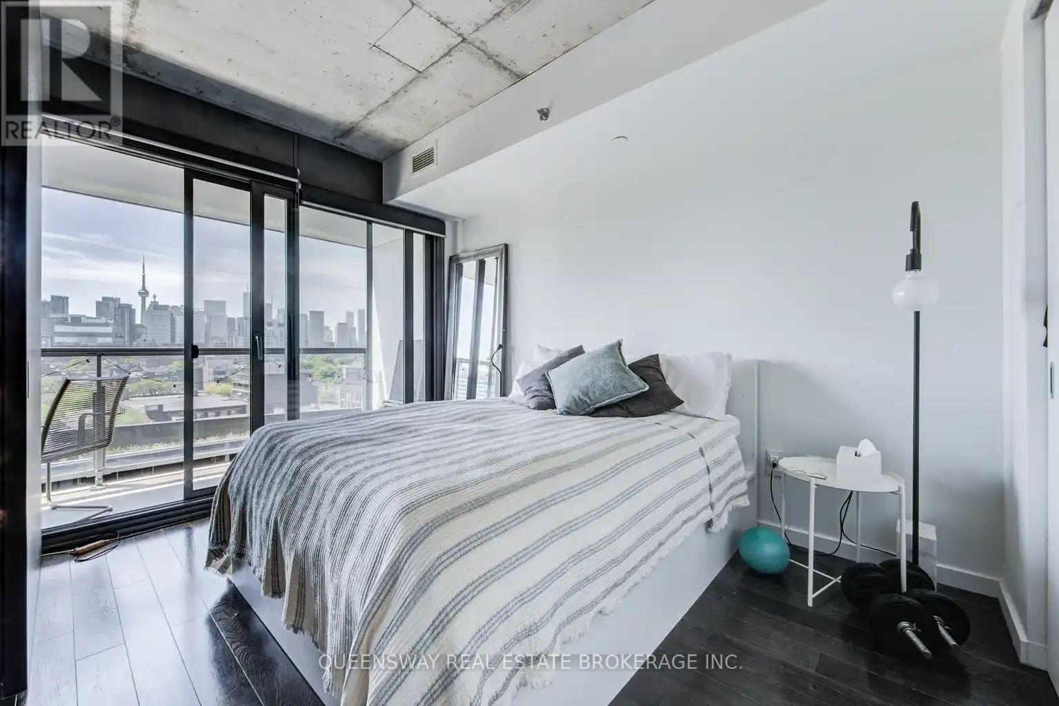 1014 - 32 Trolley Crescent, Toronto, Ontario  M5A 1M6 - Photo 11 - C13425804