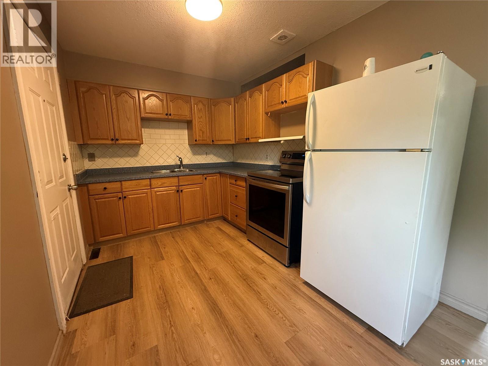 622 Williams Crescent, Regina, Saskatchewan  S4T 6B2 - Photo 9 - SK038927