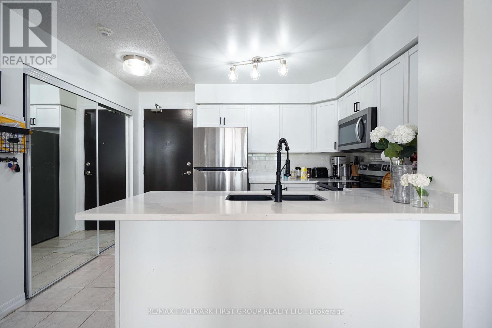 710 - 1600 Charles Street, Whitby, Ontario L1N 0G4 - Photo 12 - E13425700