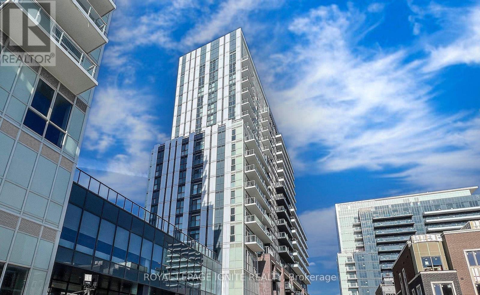 922 - 38 HONEYCRISP CRESCENT, vaughan (vaughan corporate centre), Ontario