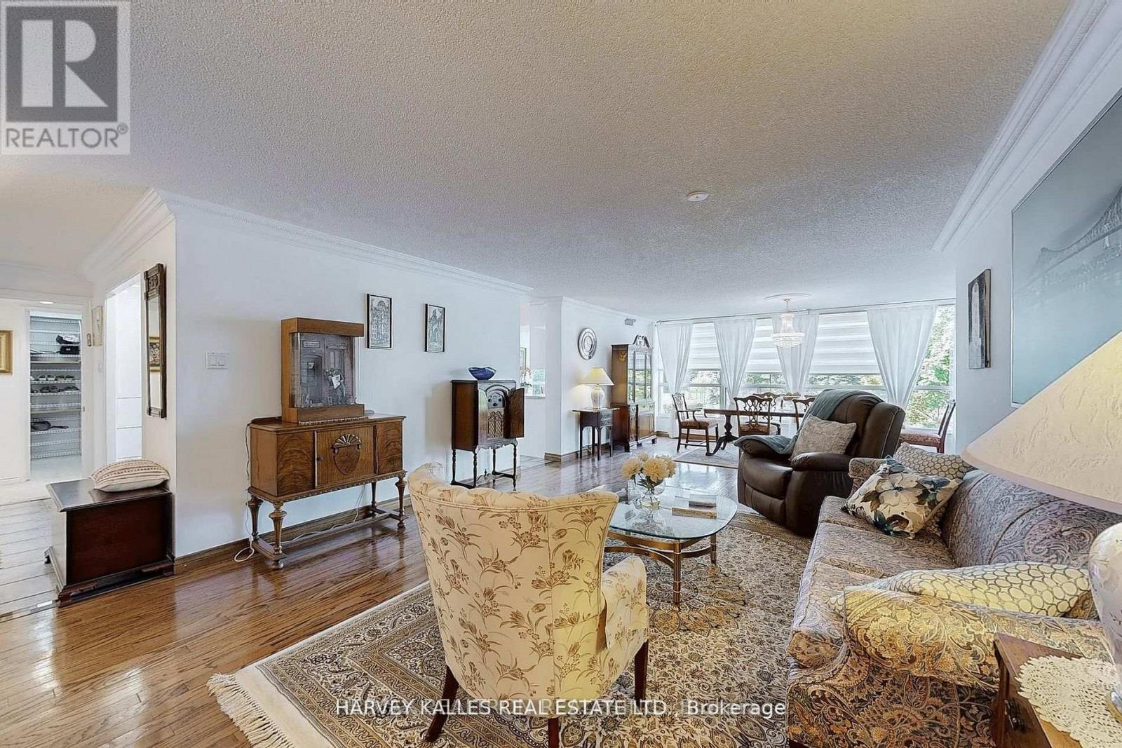 311 - 7300 Yonge Street, Vaughan (Crestwood-Springfarm-Yorkhill), Ontario  L4J 7Y5 - Photo 14 - N13425832