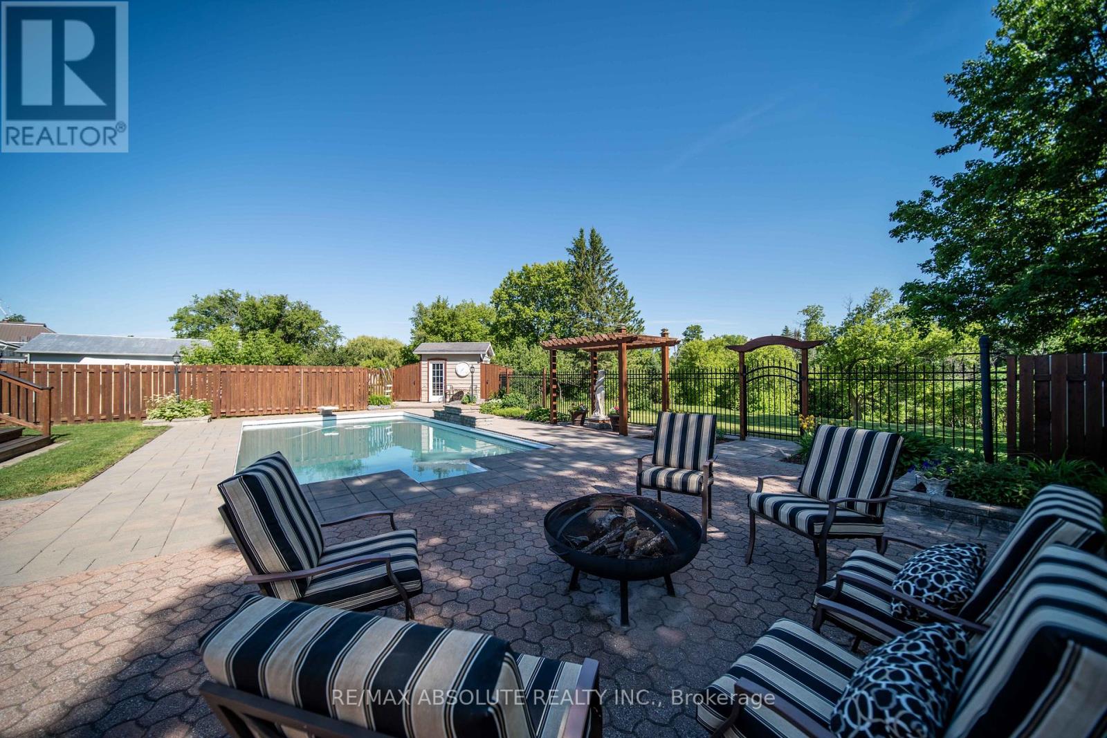 782 Notre Dame Street, Russell, Ontario  K0A 1W1 - Photo 41 - X12930000