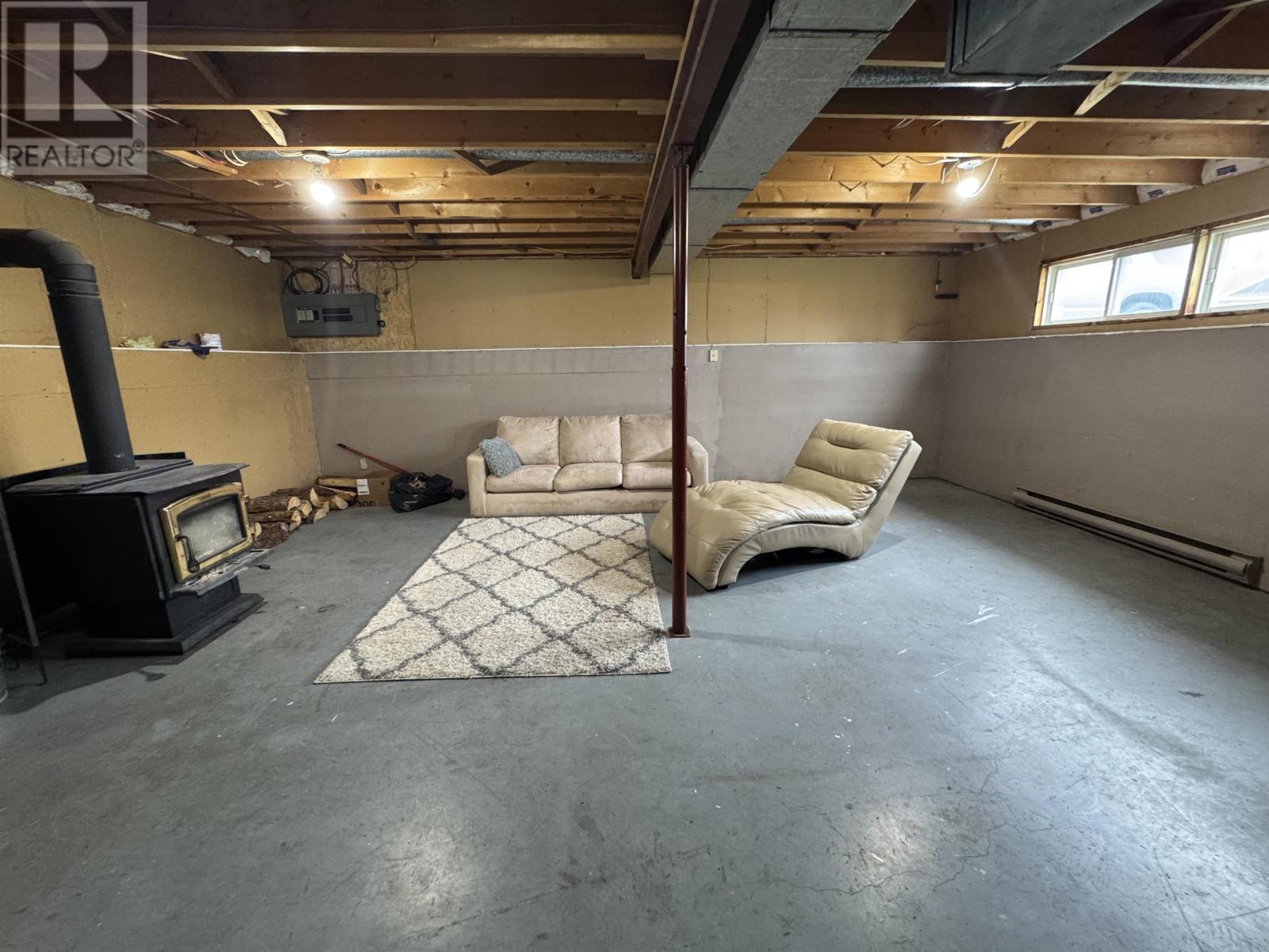25 Brooks Street, Manitouwadge, Ontario  P0T 2C0 - Photo 21 - TB253346