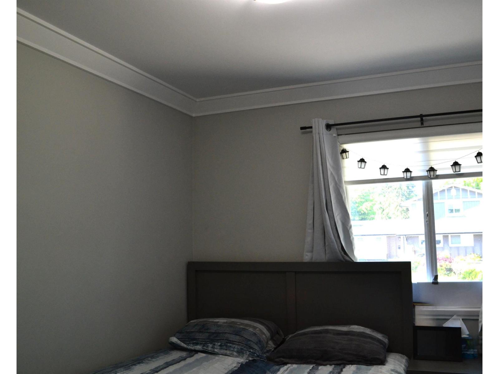 17486 61a Avenue, Surrey, British Columbia  V3S 5K2 - Photo 5 - R3133834