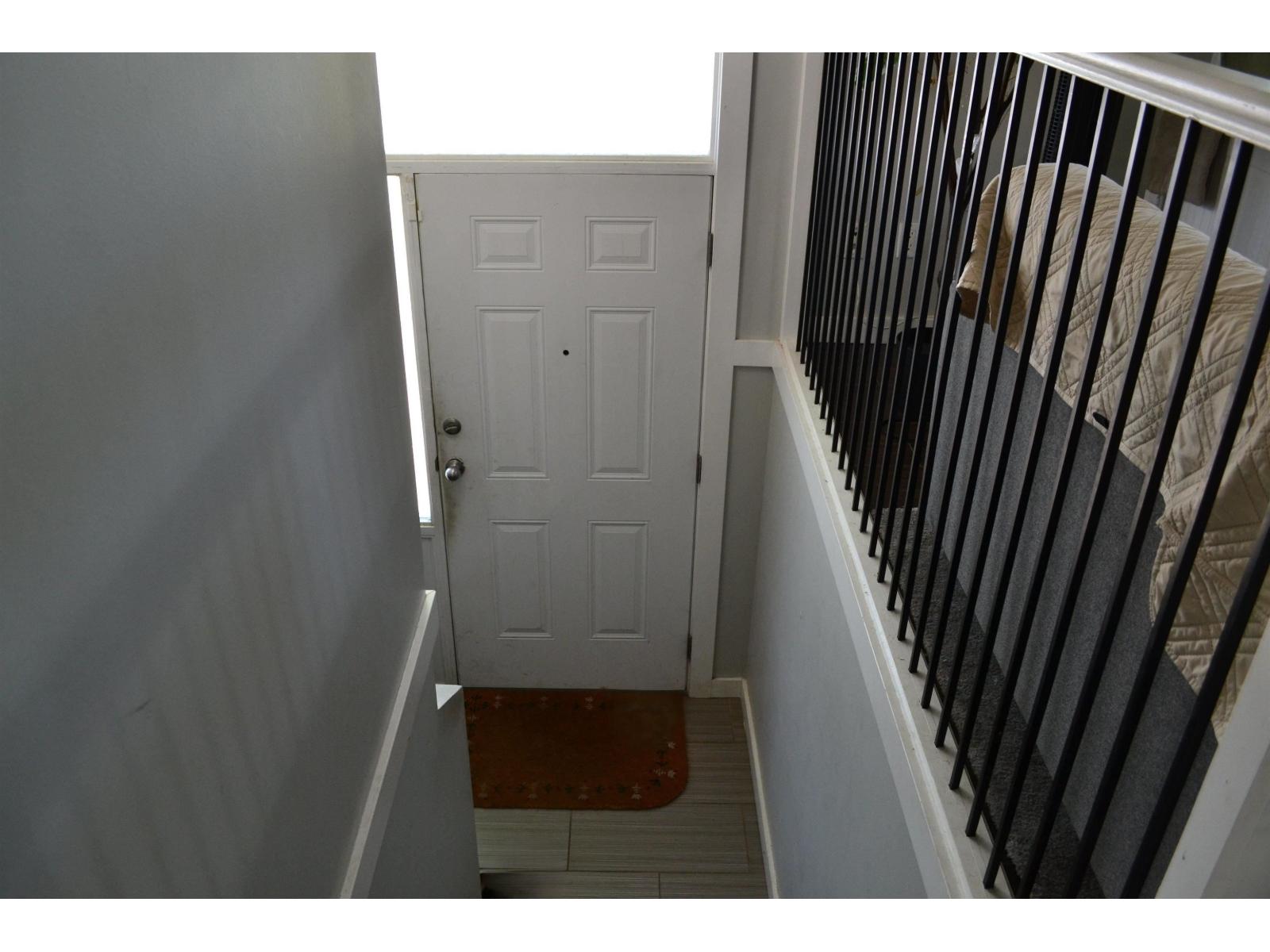 17486 61a Avenue, Surrey, British Columbia  V3S 5K2 - Photo 19 - R3133834