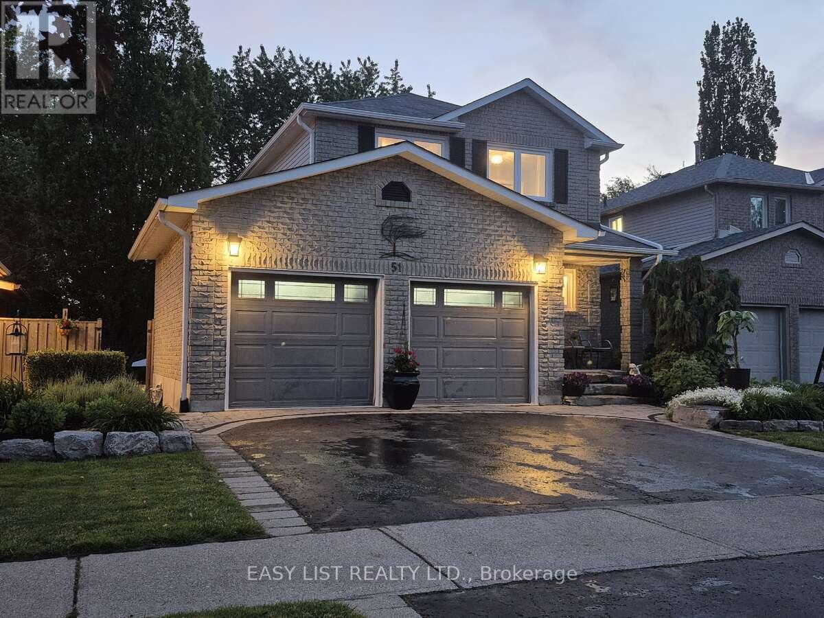 51 Lyndale Crescent, Clarington, Ontario L1E 1W6 - Photo 2 - E13423050