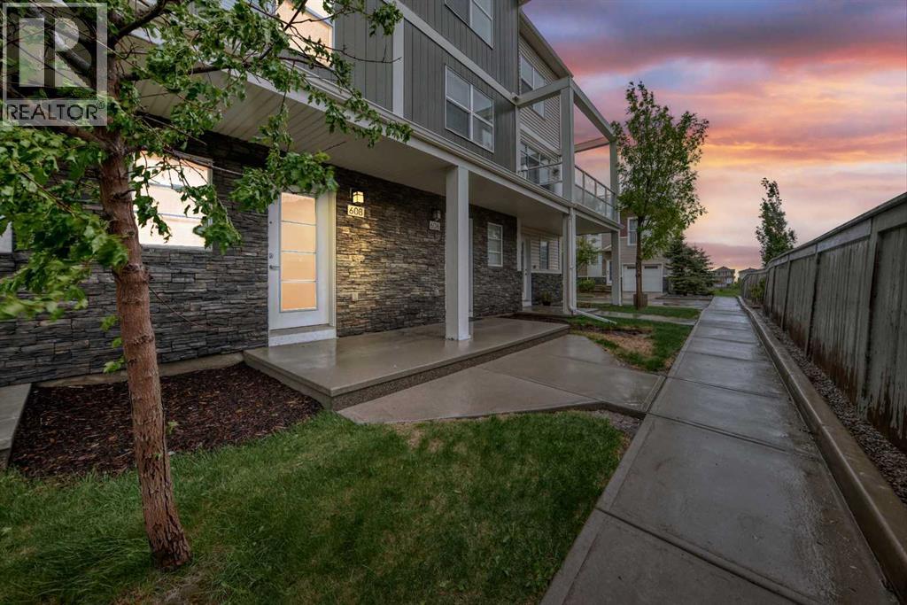 608 Redstone View NE, Calgary, Alberta  T3N 0M9 - Photo 7 - A2317384