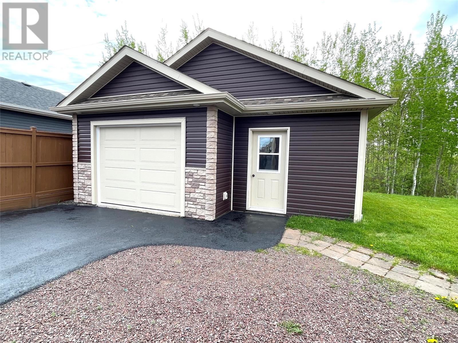 19 Ivanys Road, Grand Falls-Windsor, Newfoundland & Labrador  A2B 0A8 - Photo 4 - 1298788