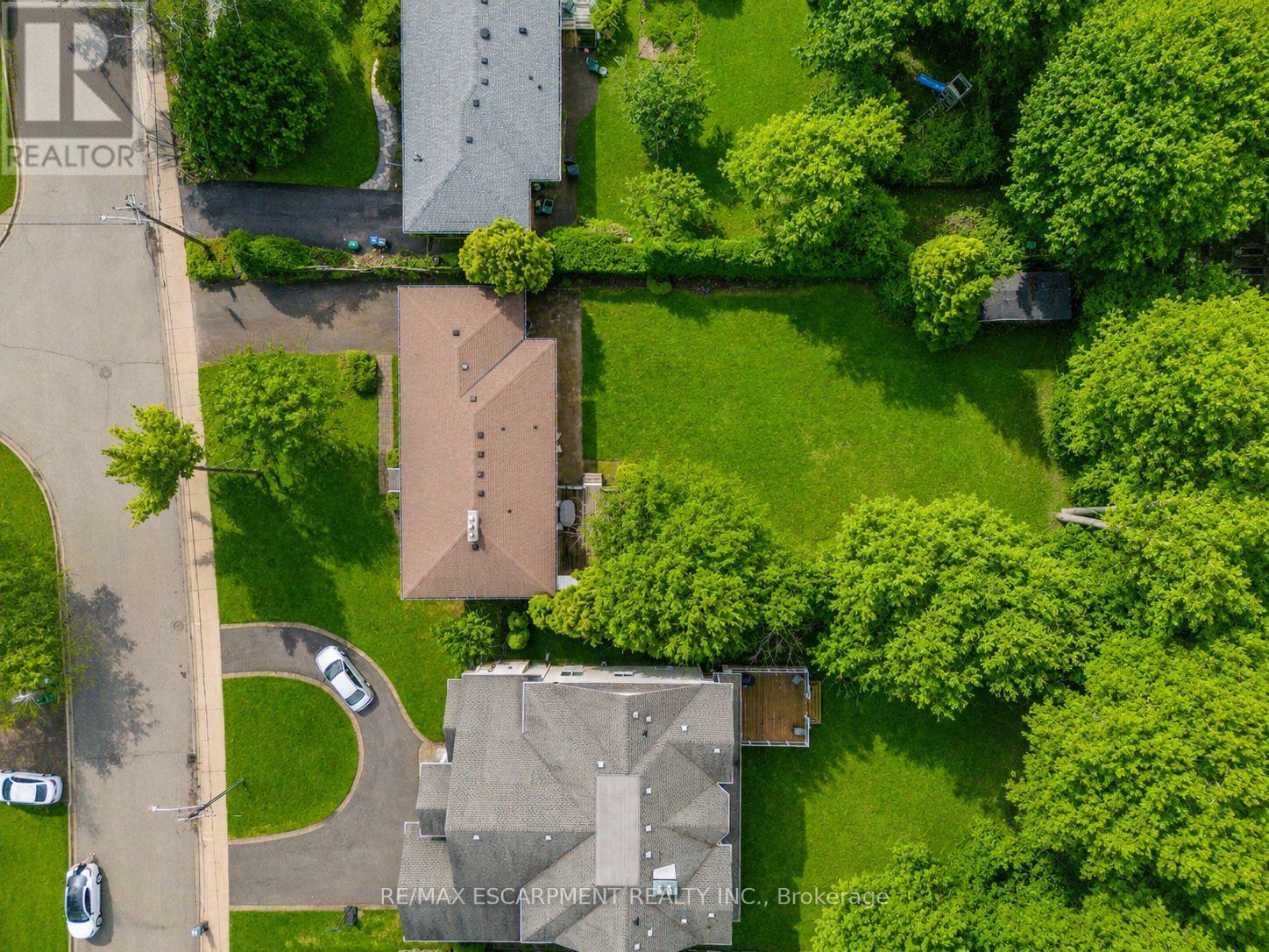 1546 Lorne Wood Road, Mississauga, Ontario  L5H 3G3 - Photo 4 - W13425680