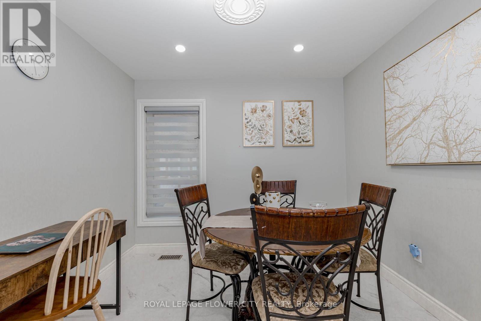 194 Pressed Brick Drive, Brampton, Ontario  L6V 4K7 - Photo 21 - W13425684