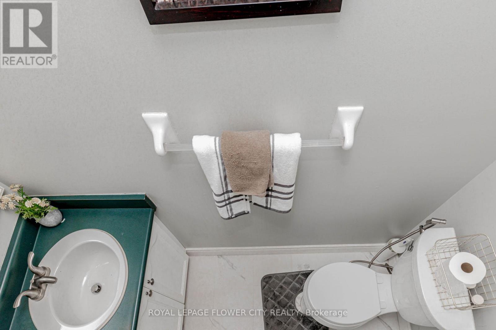194 Pressed Brick Drive, Brampton, Ontario  L6V 4K7 - Photo 23 - W13425684