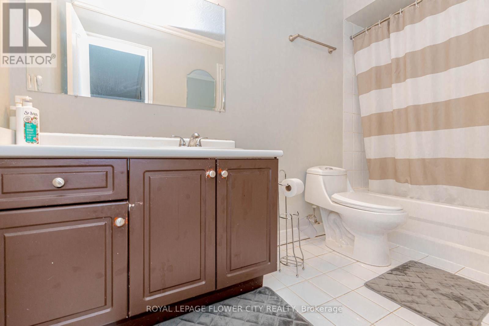 194 Pressed Brick Drive, Brampton, Ontario  L6V 4K7 - Photo 33 - W13425684