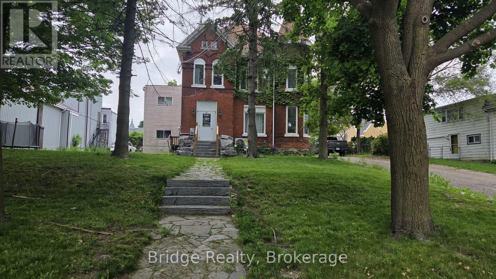 3 - 42 Delatre Street, Woodstock, Ontario  N4S 6B5 - Photo 2 - X13426210