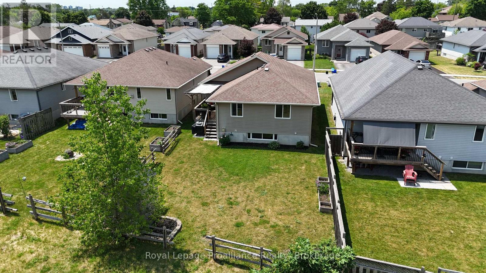 121 Greenhill Lane, Belleville, Ontario  K8N 0C7 - Photo 3 - X13092380