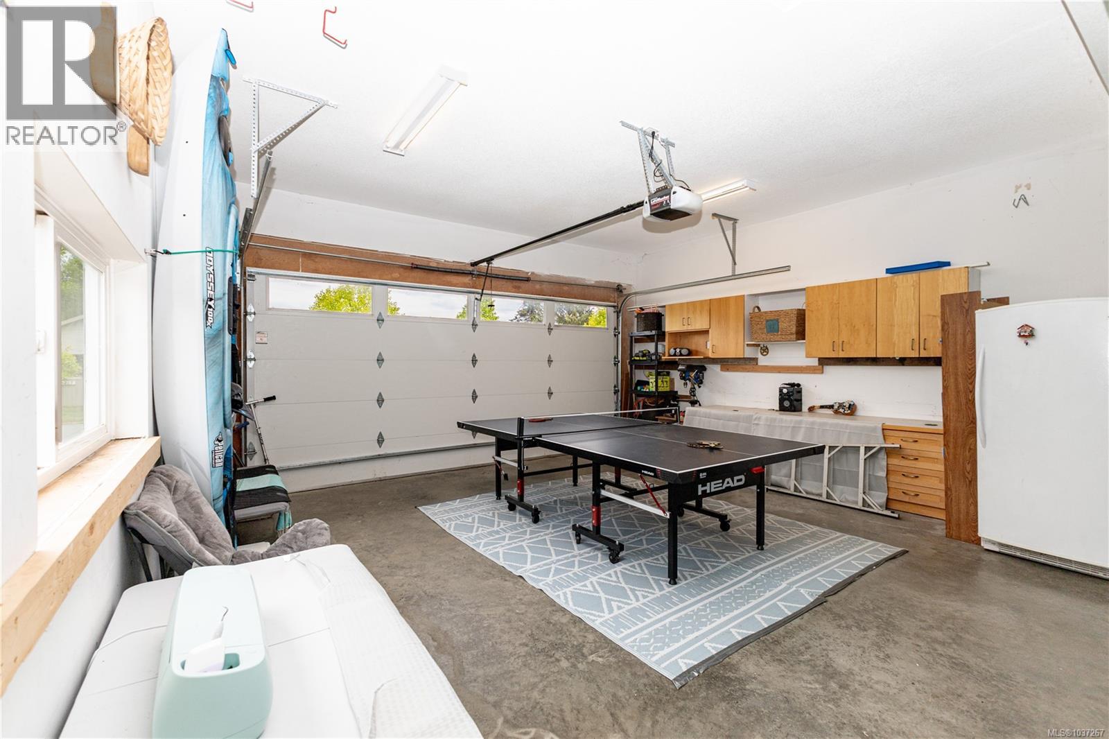 Listing image 54