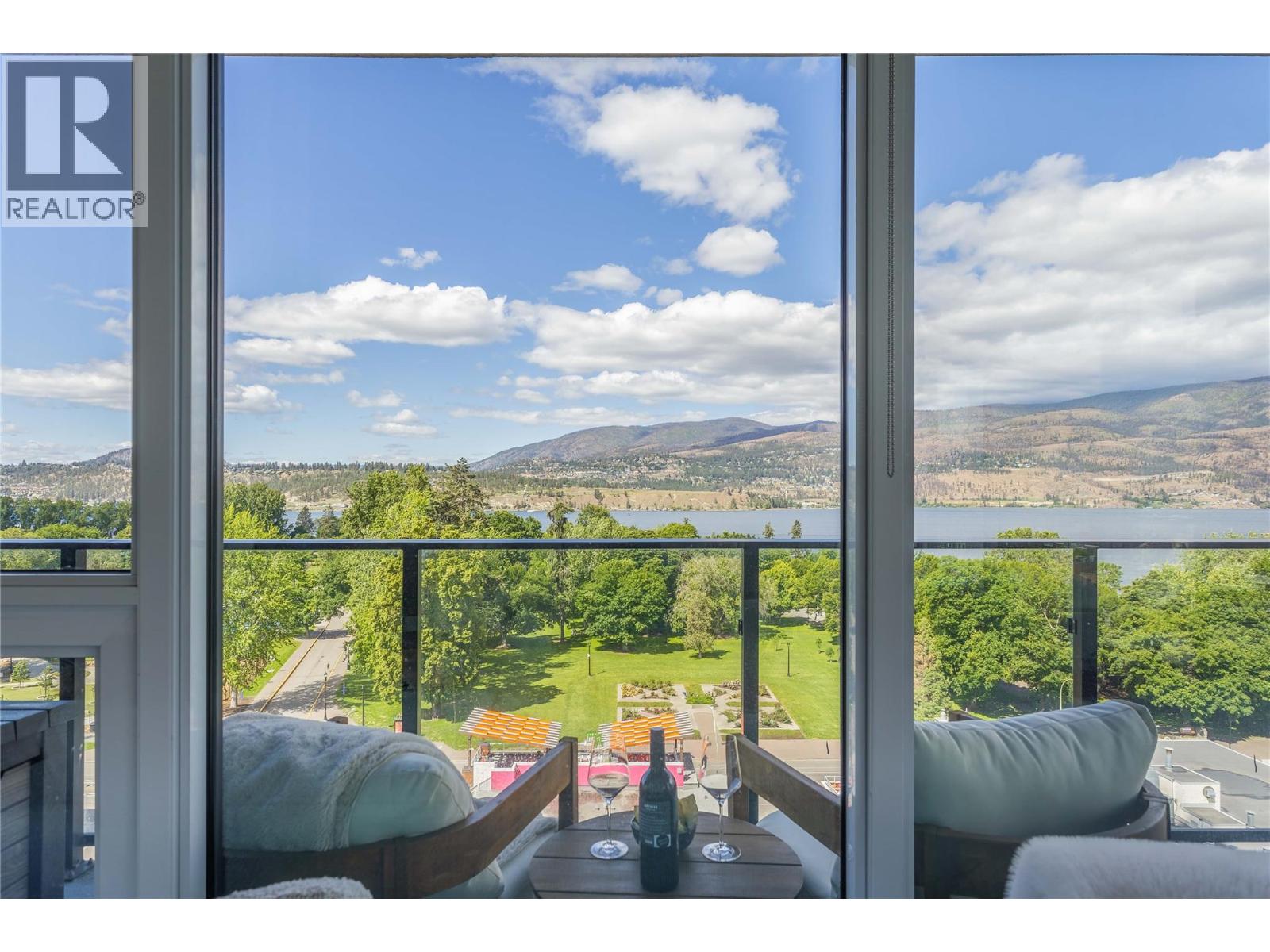 238 Leon Avenue Unit# 808, Kelowna, British Columbia  V1Y 0N6 - Photo 2 - 10390773