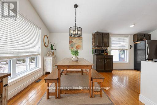 29 Thurston Street, Kawartha Lakes, Ontario  K0M 1L0 - Photo 10 - X13426056