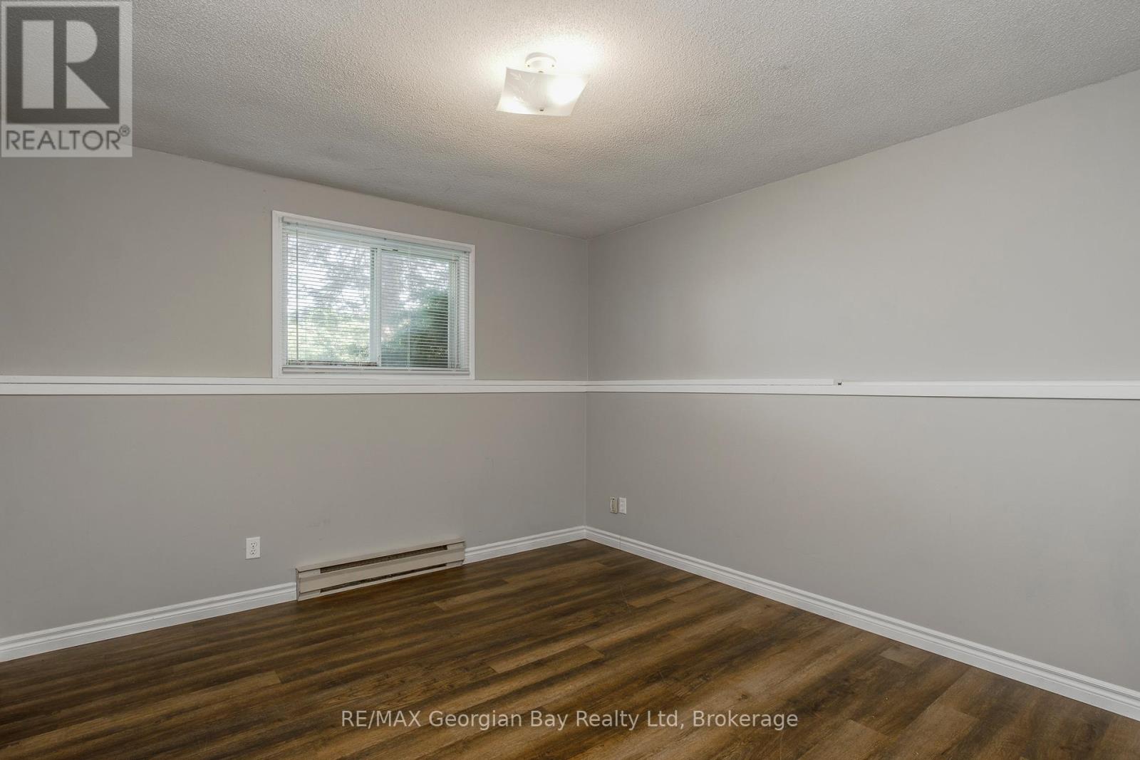 15 Mcguire Road, Penetanguishene, Ontario  L9M 1C9 - Photo 12 - S13425870