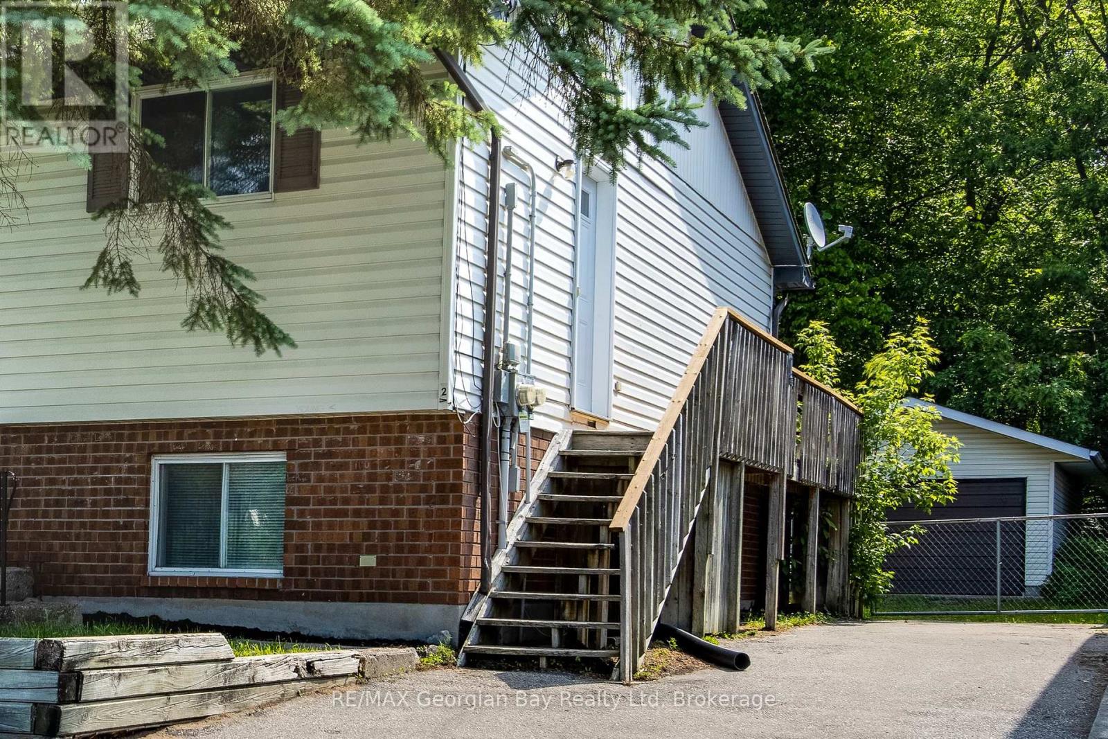 15 Mcguire Road, Penetanguishene, Ontario  L9M 1C9 - Photo 19 - S13425870