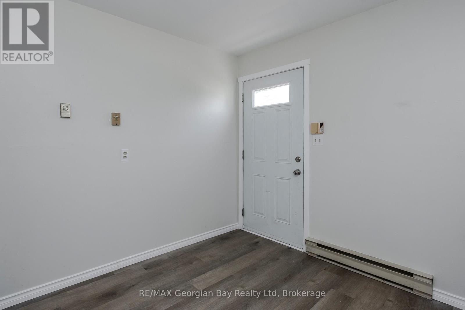 15 Mcguire Road, Penetanguishene, Ontario  L9M 1C9 - Photo 21 - S13425870