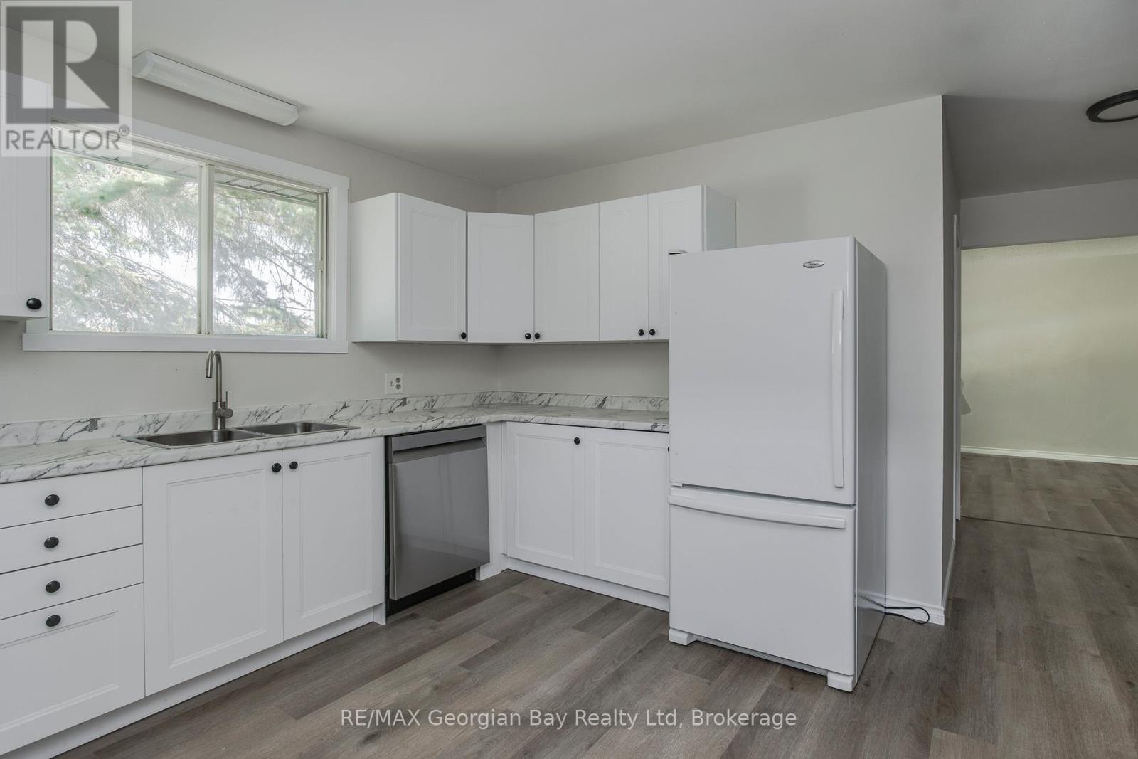 15 Mcguire Road, Penetanguishene, Ontario  L9M 1C9 - Photo 23 - S13425870