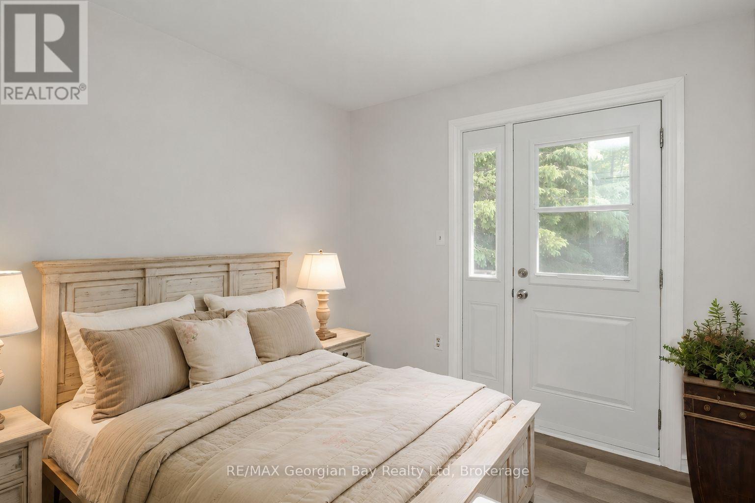 15 Mcguire Road, Penetanguishene, Ontario  L9M 1C9 - Photo 32 - S13425870