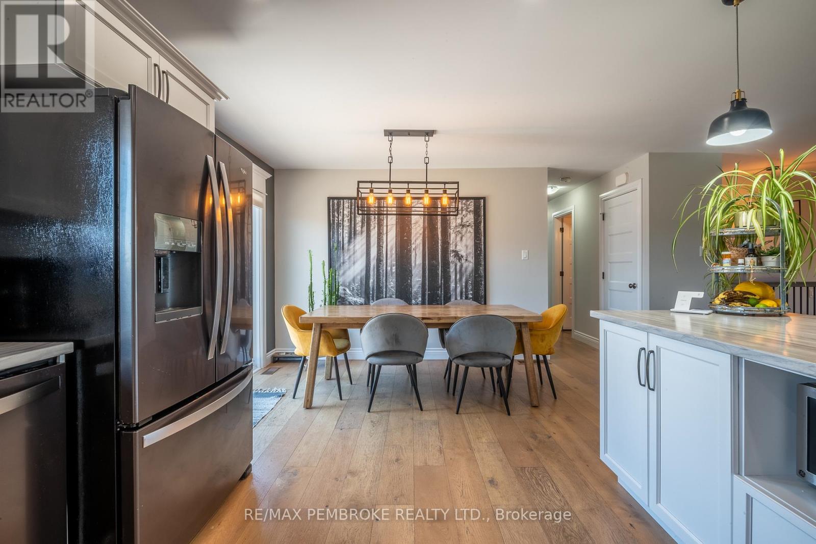 15 Drew Street, Petawawa, Ontario  K8H 0G4 - Photo 23 - X13426152
