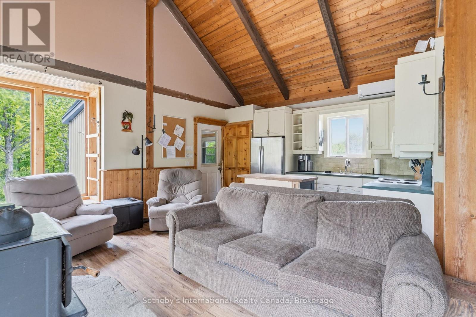 166 Myers Lake Road, Georgian Bay, Ontario  P0C 1H0 - Photo 15 - X13425952