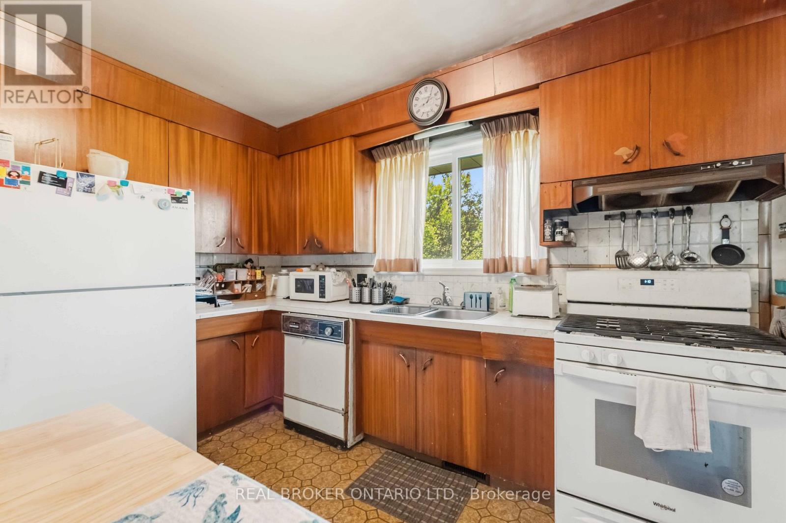 30 Springhead Gardens, Welland, Ontario  L3C 5A8 - Photo 18 - X13425930