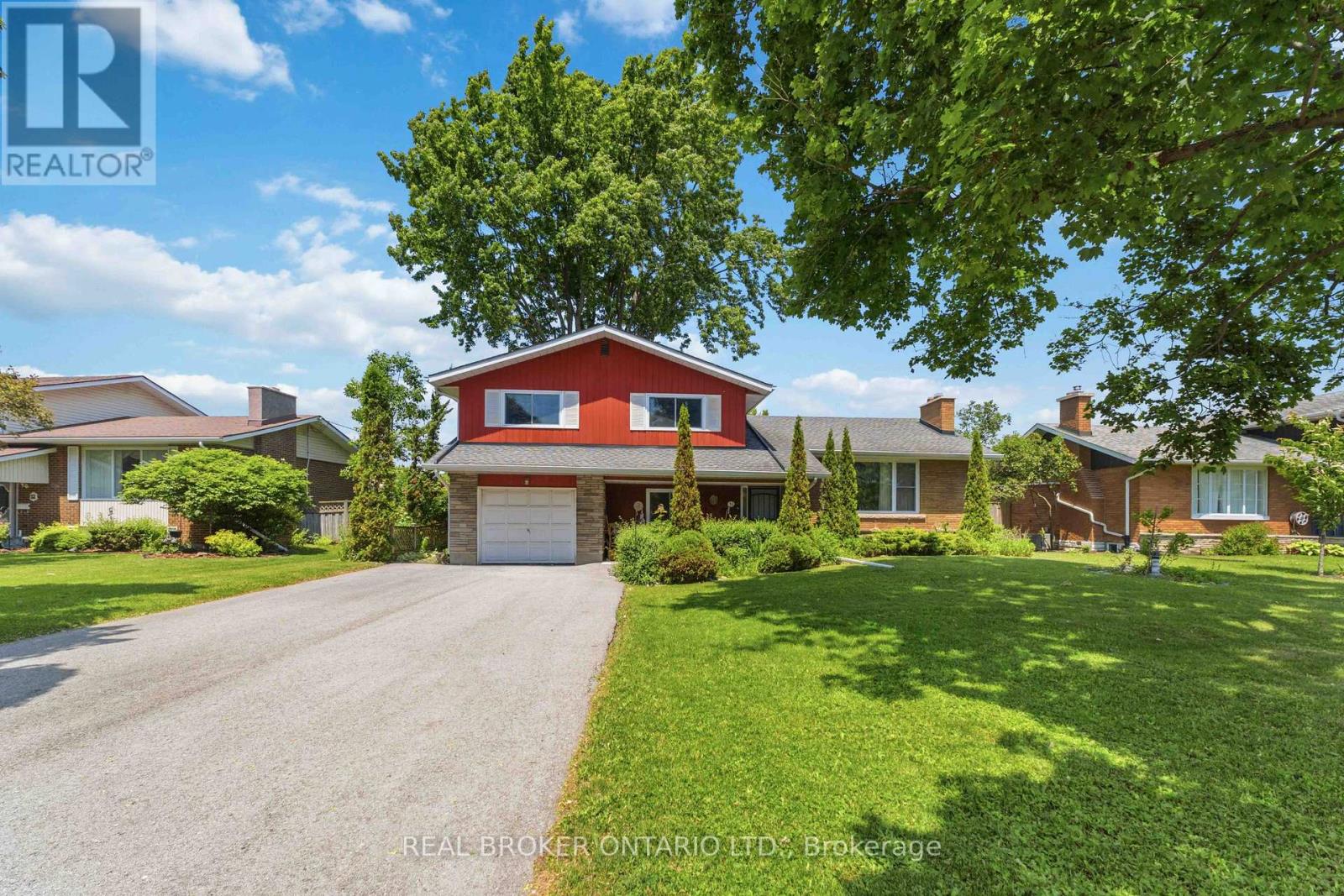 30 Springhead Gardens, Welland, Ontario  L3C 5A8 - Photo 2 - X13425930