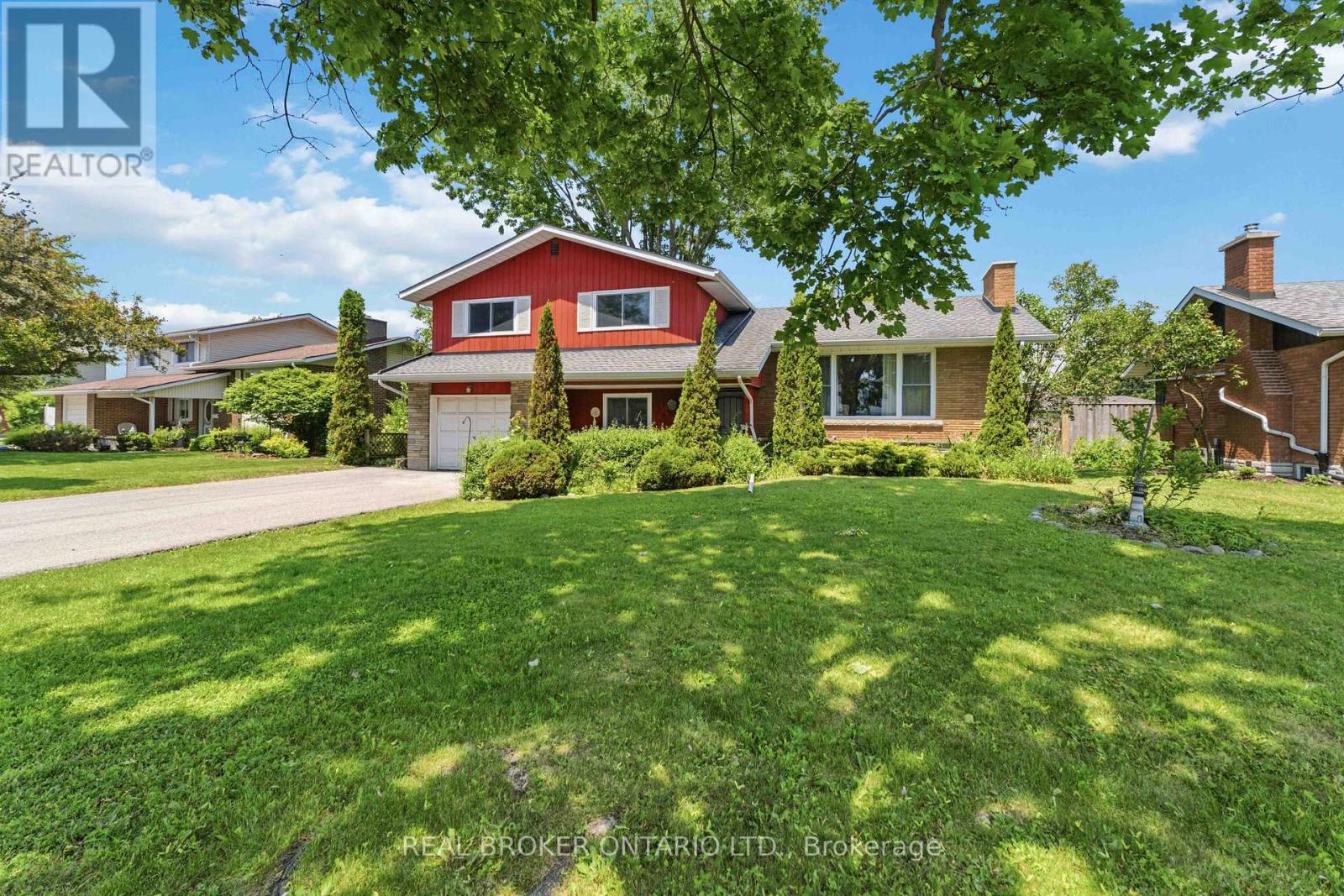 30 Springhead Gardens, Welland, Ontario  L3C 5A8 - Photo 4 - X13425930
