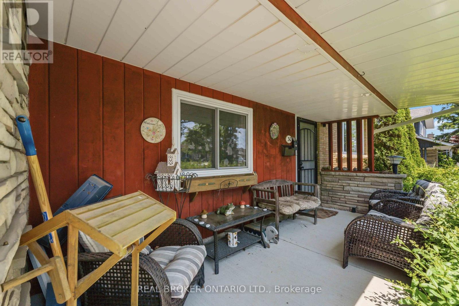 30 Springhead Gardens, Welland, Ontario  L3C 5A8 - Photo 7 - X13425930