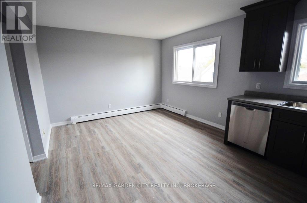 25 Ottawa Street, St. Catharines, Ontario L2R 1Z1 - Photo 13 - X13425950