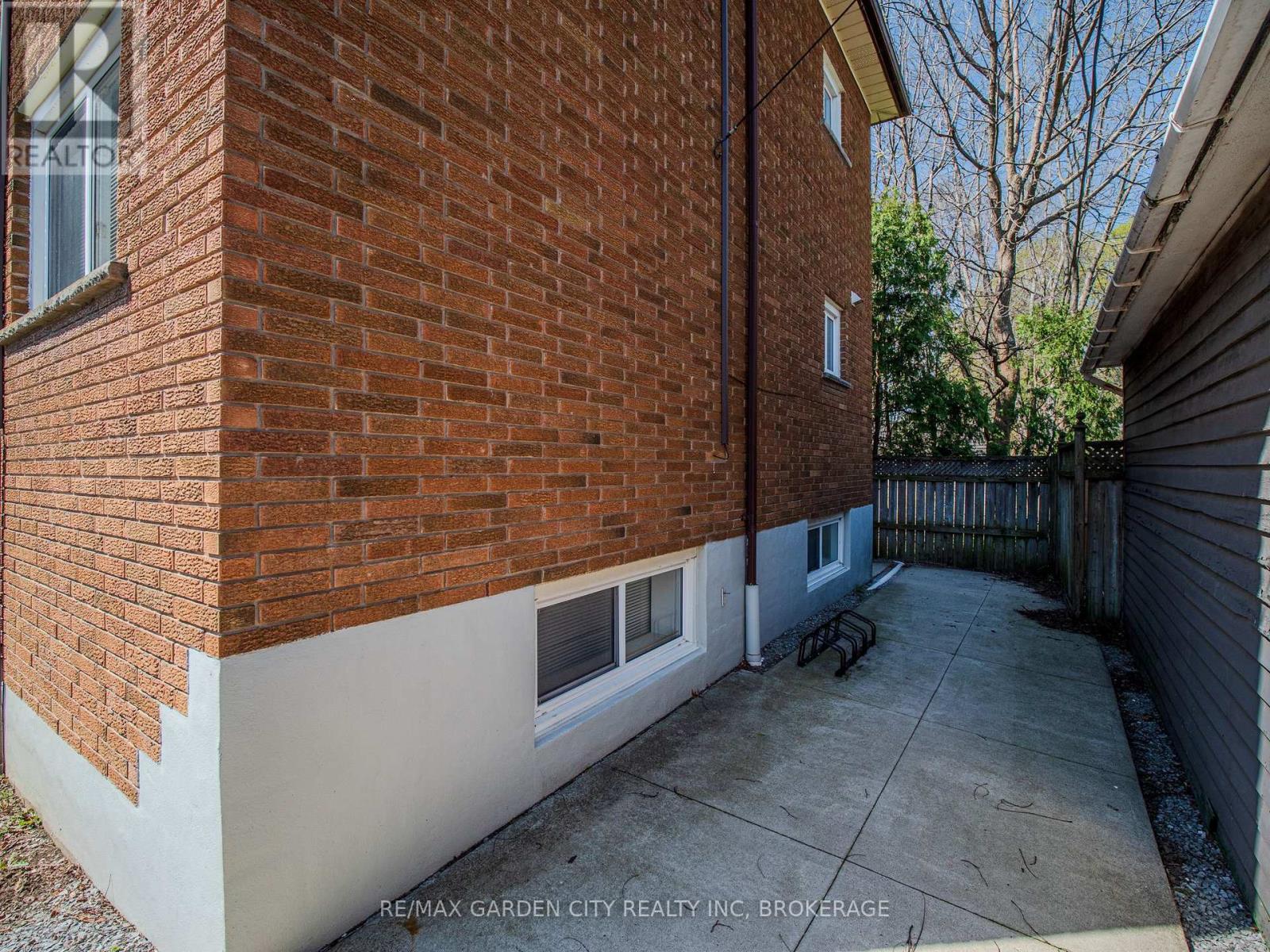 25 Ottawa Street, St. Catharines, Ontario L2R 1Z1 - Photo 26 - X13425950