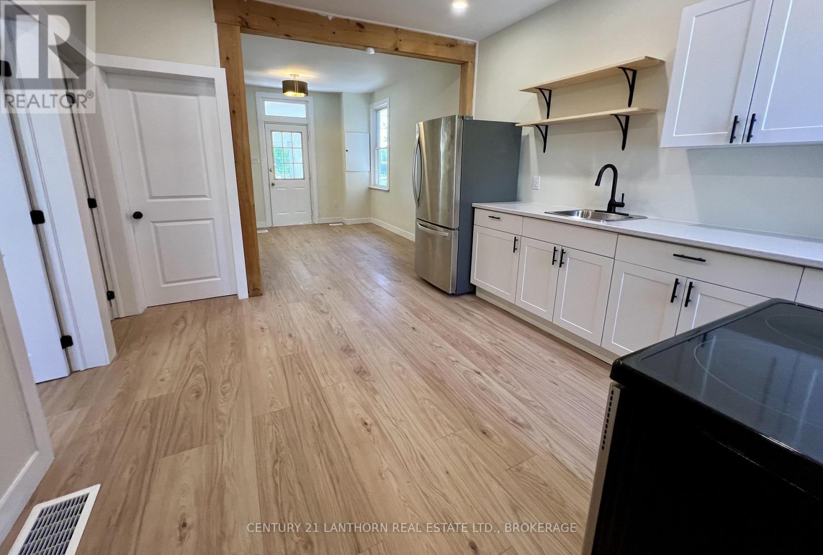 418 Montreal Street, Kingston, Ontario  K7K 3H7 - Photo 5 - X13426198