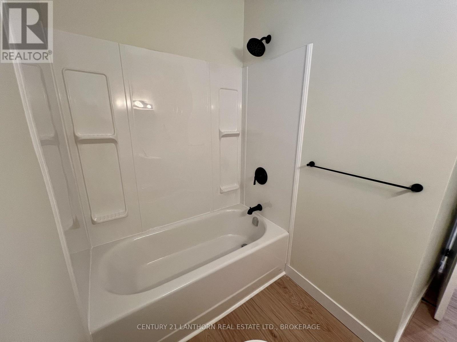 418 Montreal Street, Kingston, Ontario  K7K 3H7 - Photo 9 - X13426198