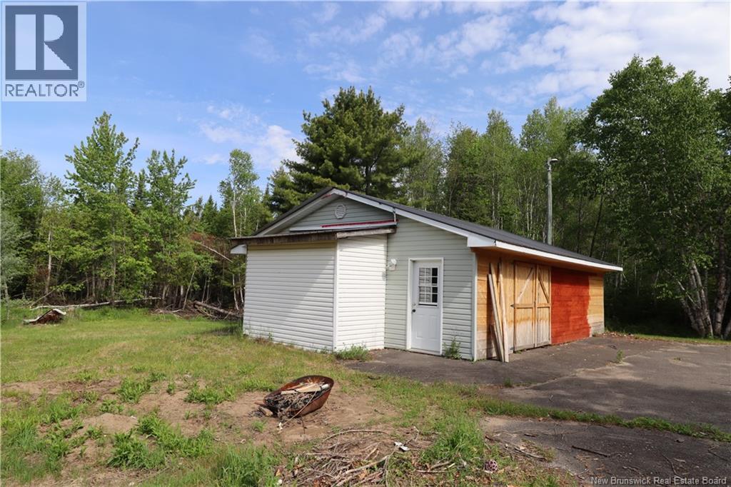 1108 Route 616, Keswick Ridge, New Brunswick  E6L 2N9 - Photo 2 - NB141342