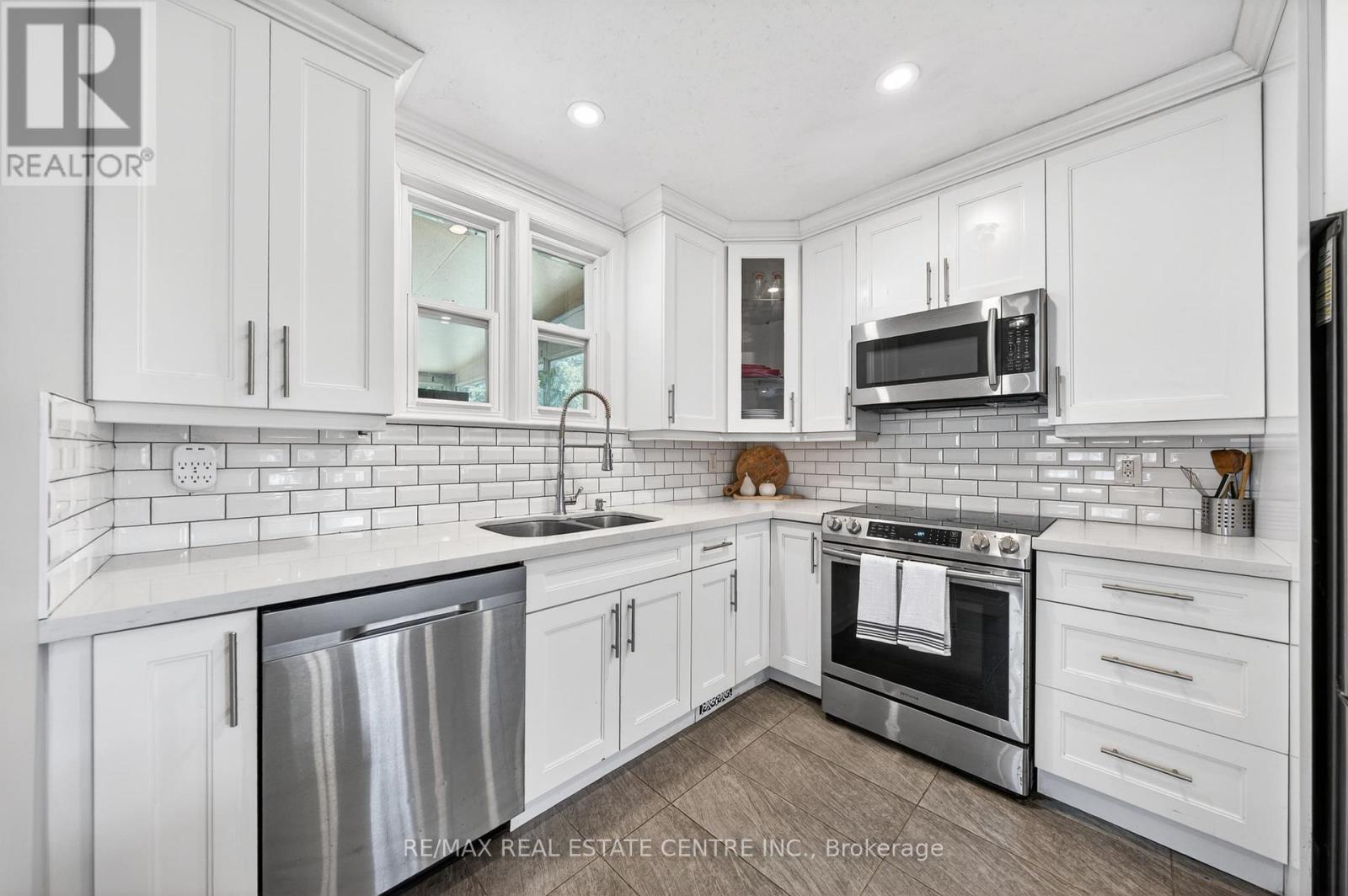154 Bridgeport Road E, Waterloo, Ontario  N2J 2K4 - Photo 10 - X13422696