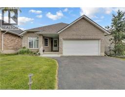 34 MAICH Crescent, Brantford, Ontario