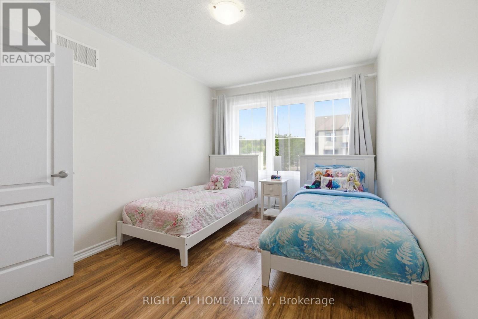 105 Alvin Pegg Drive, East Gwillimbury, Ontario  L9N 0R7 - Photo 22 - N13420916