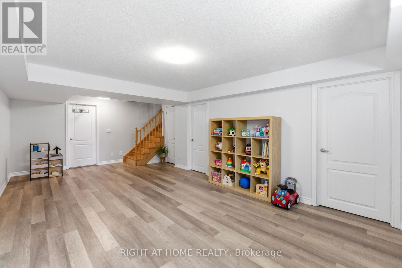 105 Alvin Pegg Drive, East Gwillimbury, Ontario  L9N 0R7 - Photo 35 - N13420916
